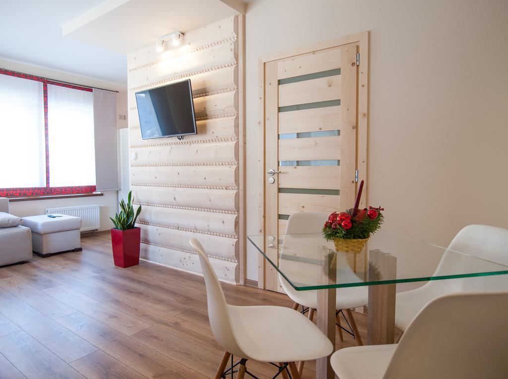 Domek & Apartament Na Ogrodzie Suche Bagian luar foto