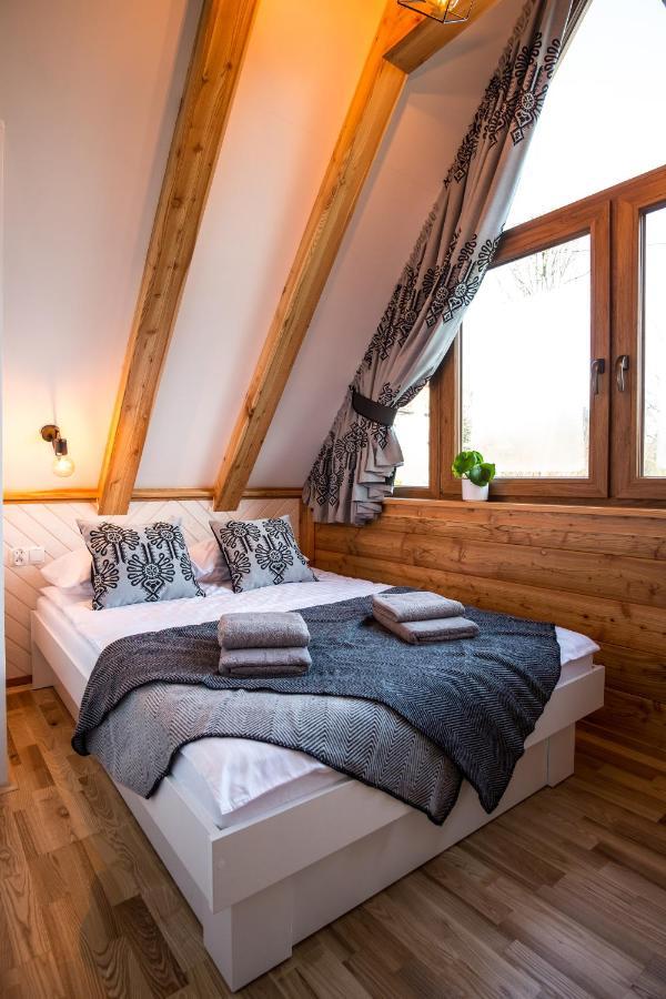 Domek & Apartament Na Ogrodzie Suche Bagian luar foto