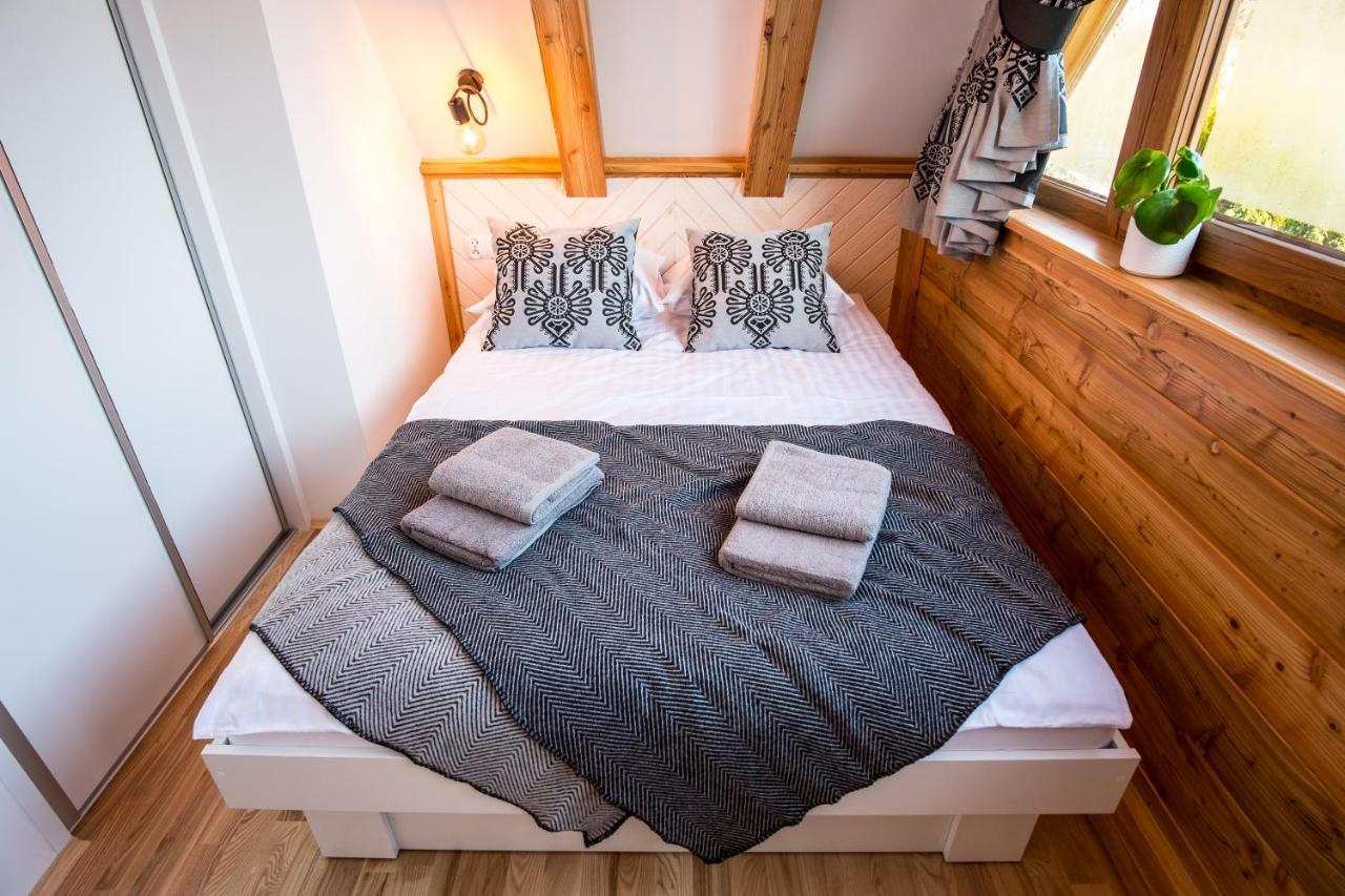 Domek & Apartament Na Ogrodzie Suche Bagian luar foto
